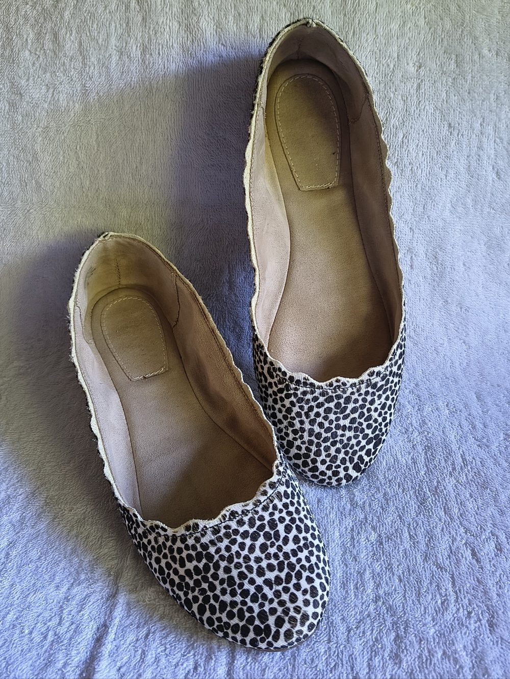 Kelly & Katie Faux Pony Hair Flats Size 8.5